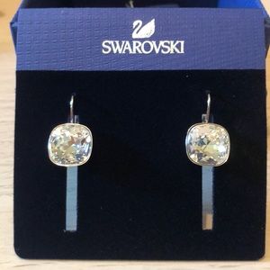 NIB Swarovski Sheena Pierces Earrings Crystal